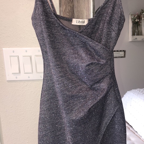 Lilyful metallic mini dress - Picture 2 of 3